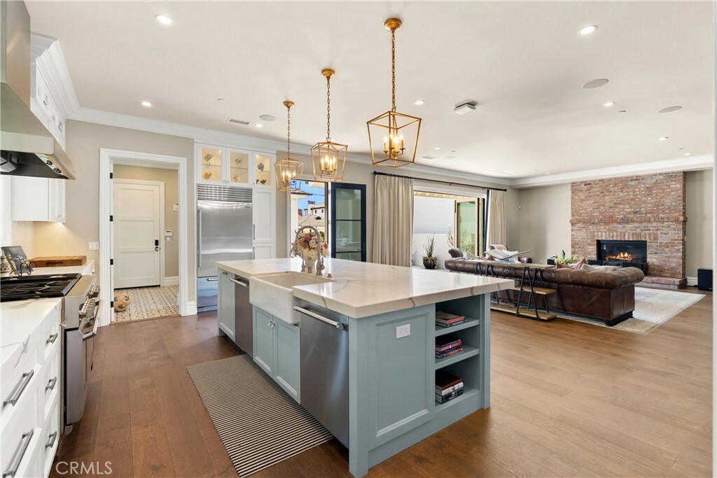 Property Photo: 430 Aliso Avenue CA 92663