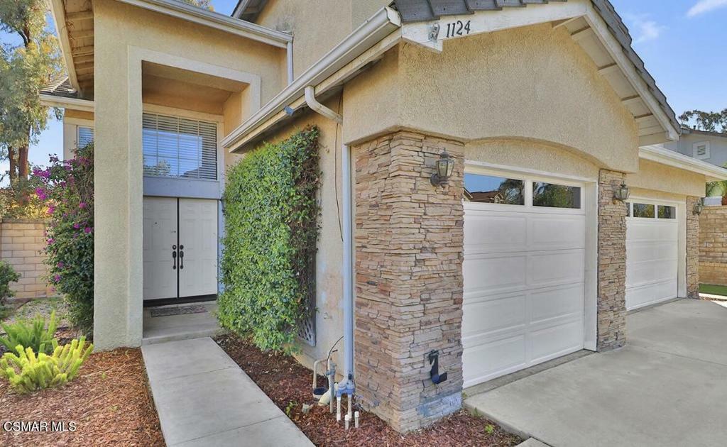 Property Photo: 1124 Via Carranza CA 93012