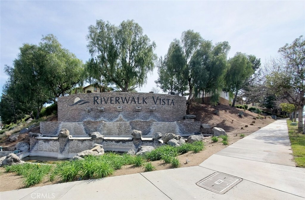 Property Photo: 10841 Rio Grande CA 92503