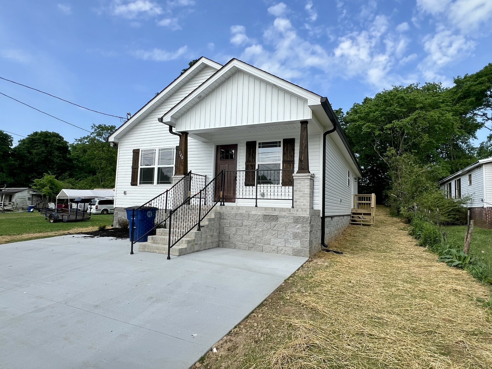 Property Photo: 140 Central Ave TN 37160