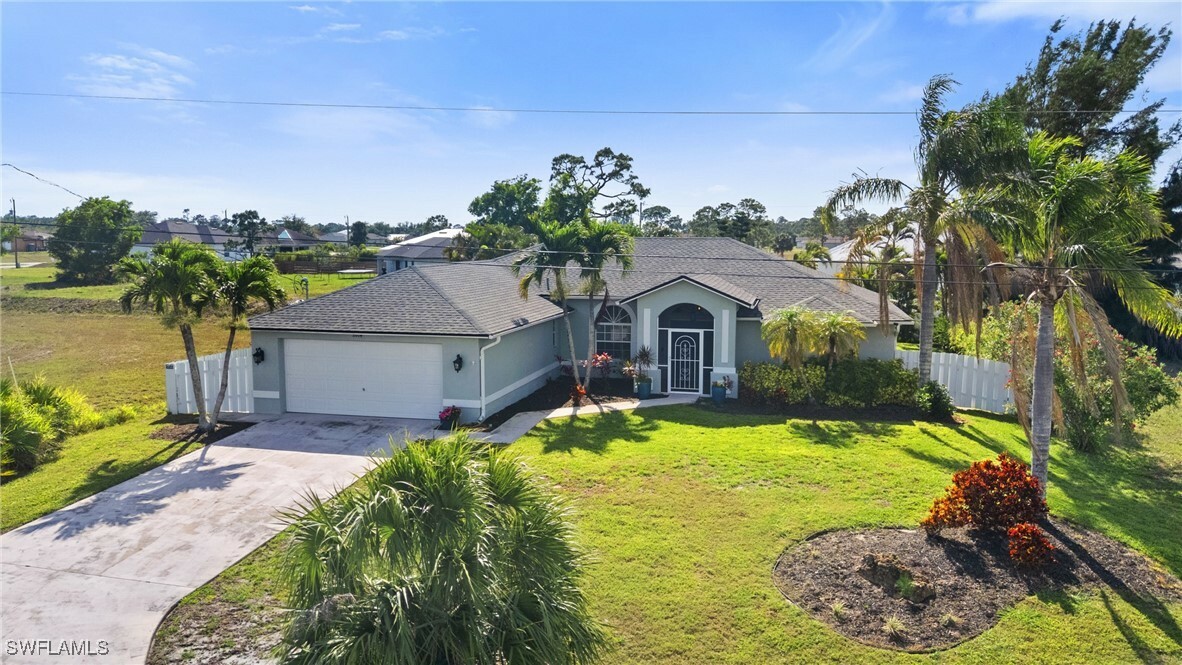 Property Photo: 2014 NW 25th Place FL 33993