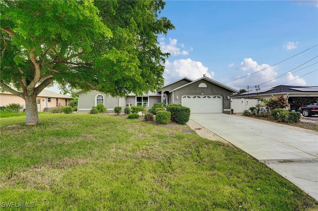 Property Photo: 1441 SE 19th Terrace FL 33990