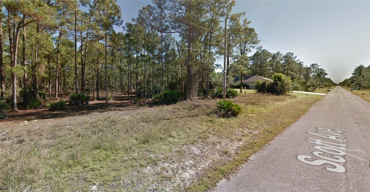 Property Photo: 1114 Scott Avenue FL 33972