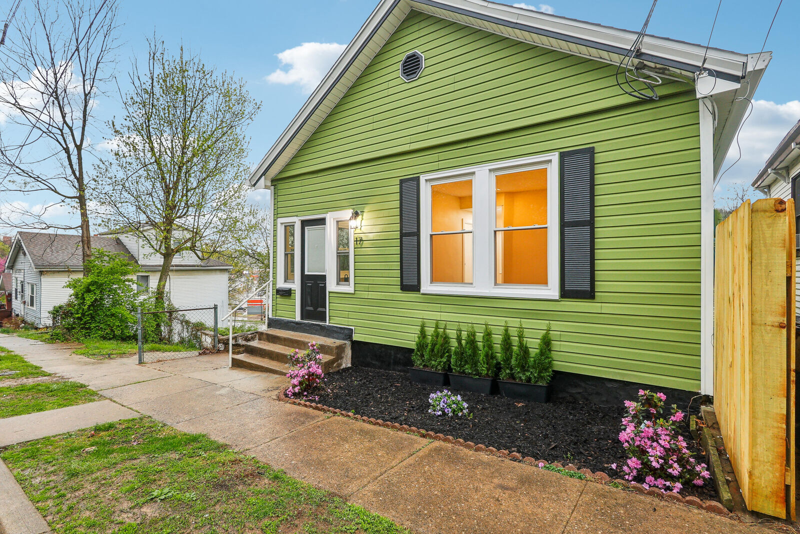 Property Photo: 17 Parkview Avenue KY 41071