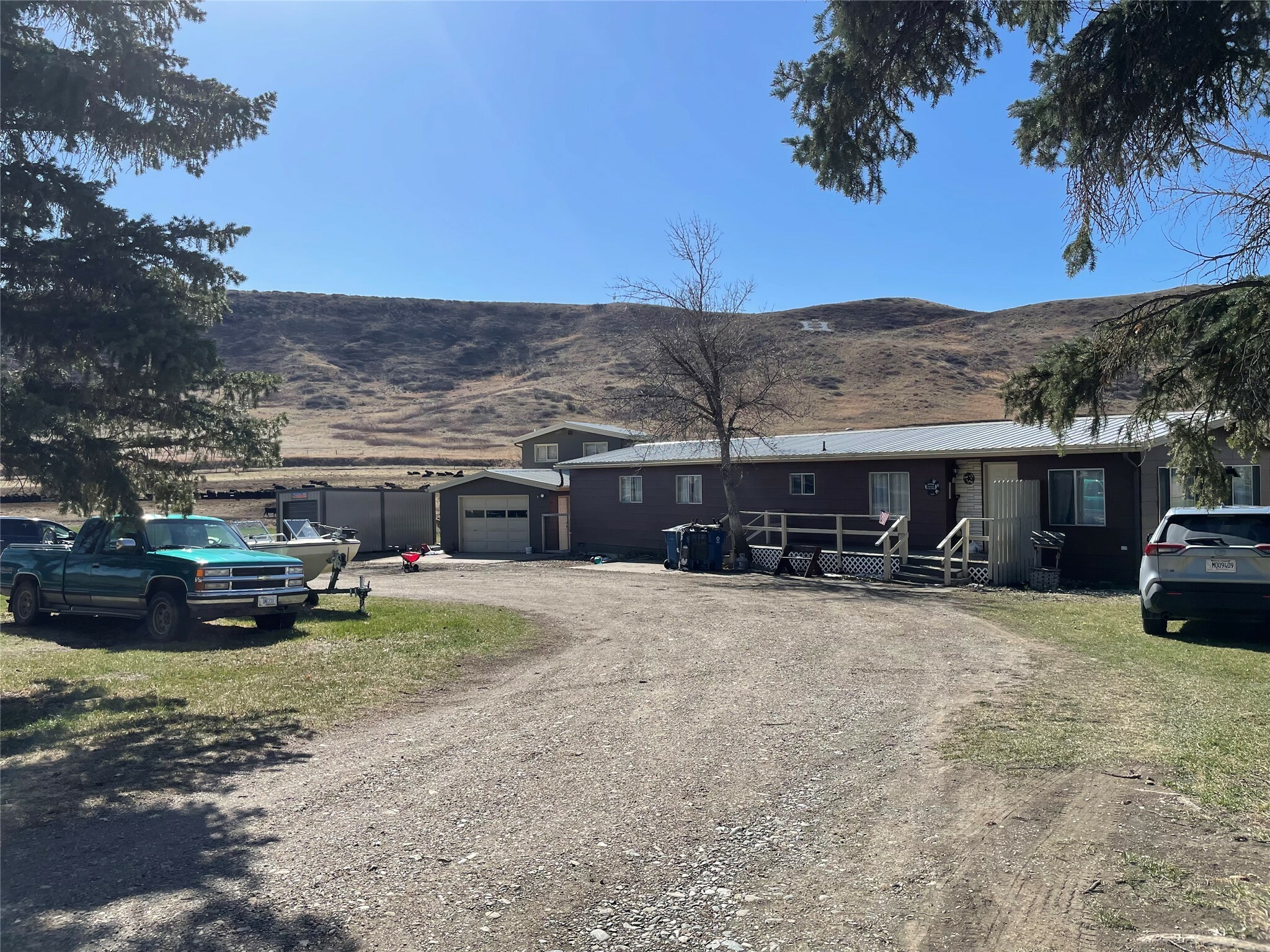 Property Photo: 381 Lyng Avenue W MT 59450