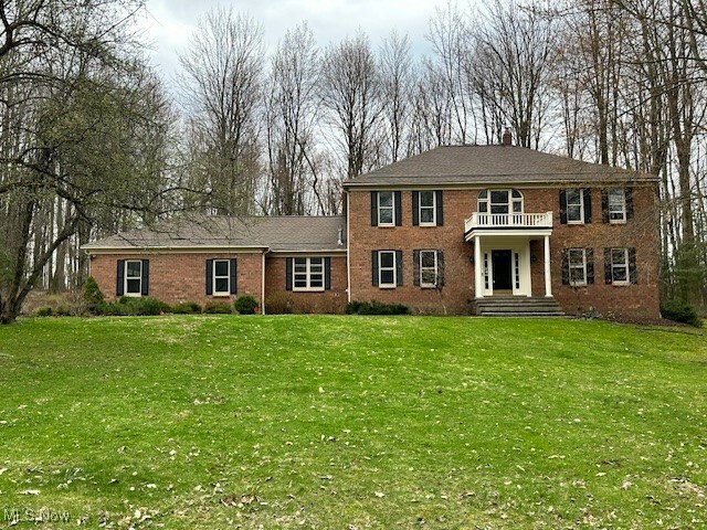Property Photo: 16685 Heatherwood Lane OH 44023