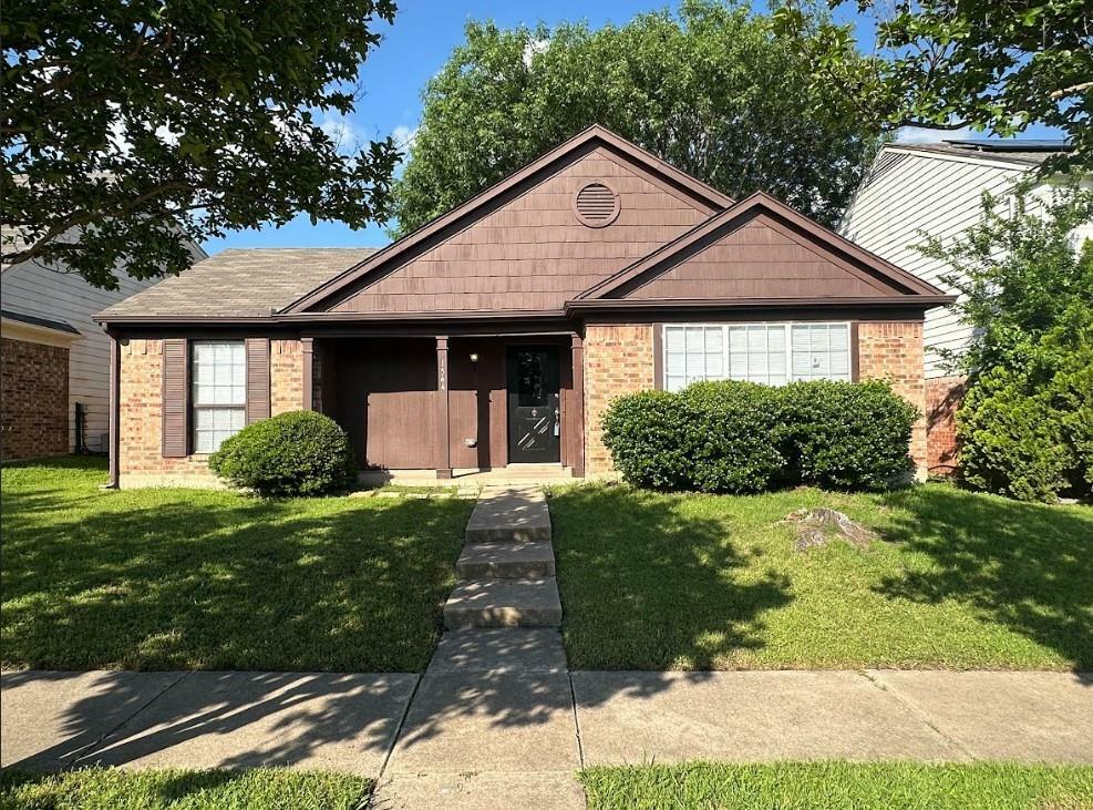 Property Photo: 1544 Chapman Street TX 75104