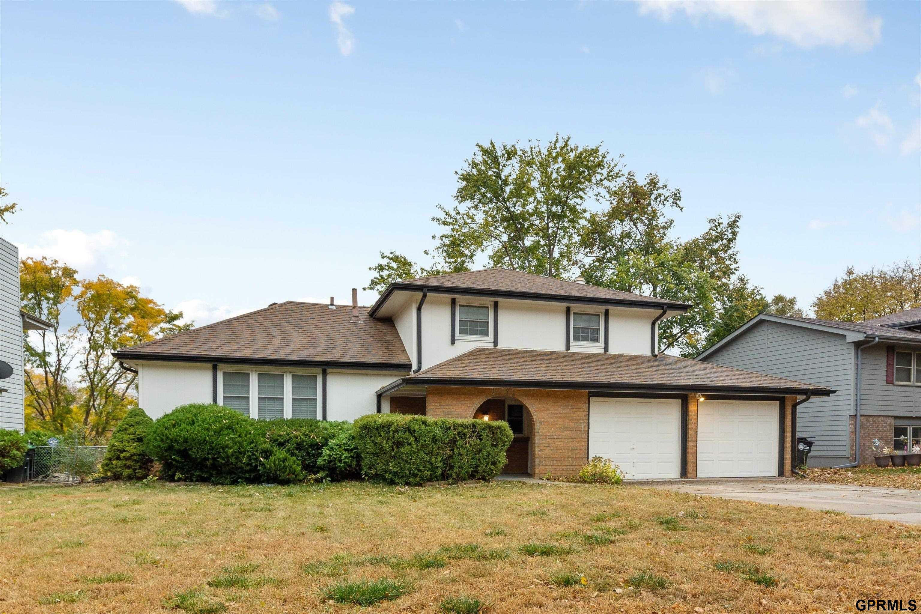Property Photo: 10829 Taylor Street NE 68164