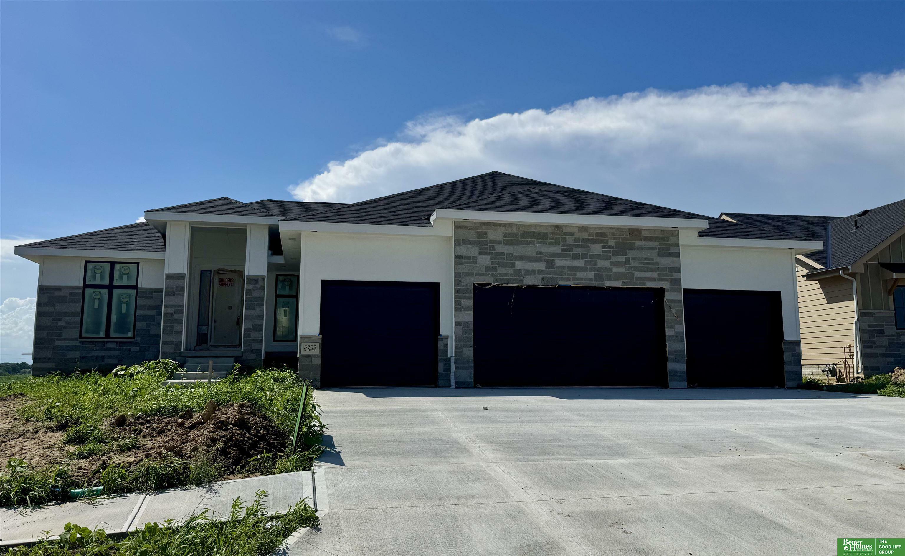 Property Photo: 5708 N 198th Street NE 68022