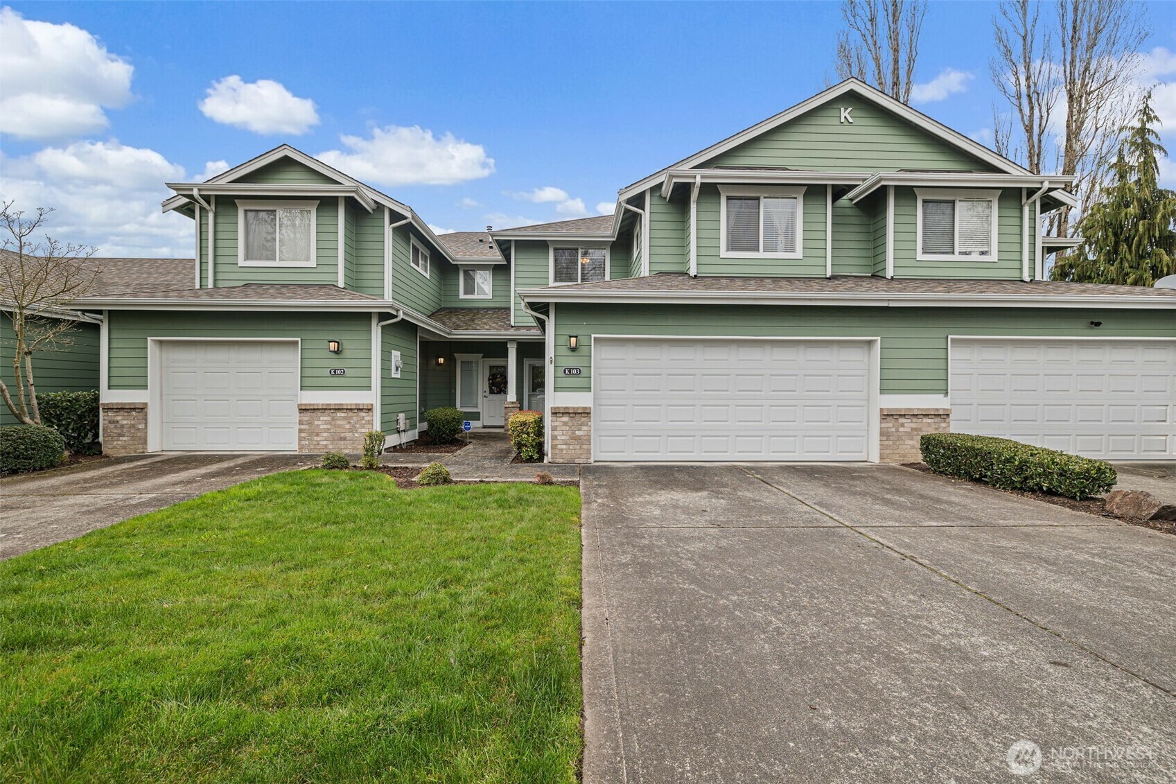 Property Photo: 10700 SE 260th St Street K103 WA 98030