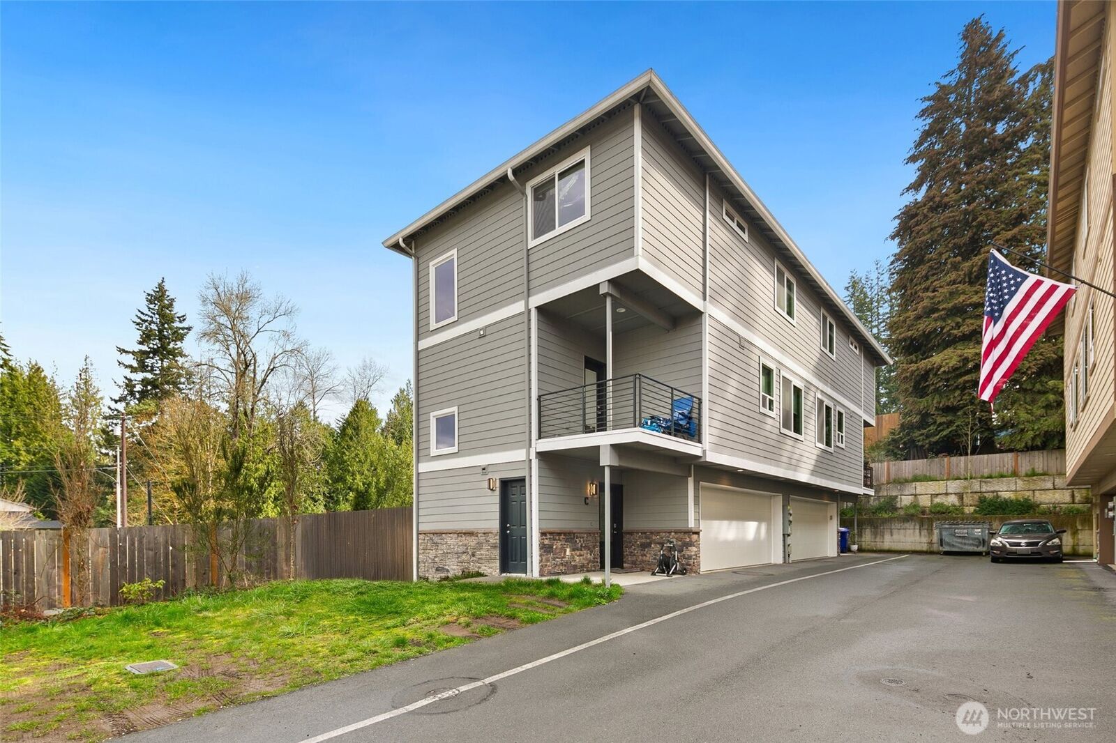 3 bed Everett home for sale: 7109 Rainier Drive C, Everett, WA 98203