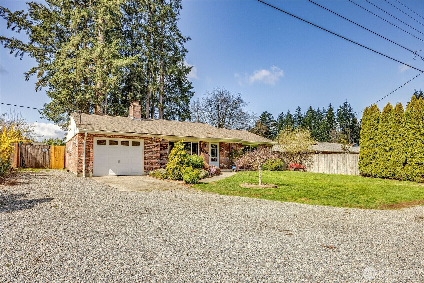 Property Photo:  3712  Colonial Lane SE  WA 98366 