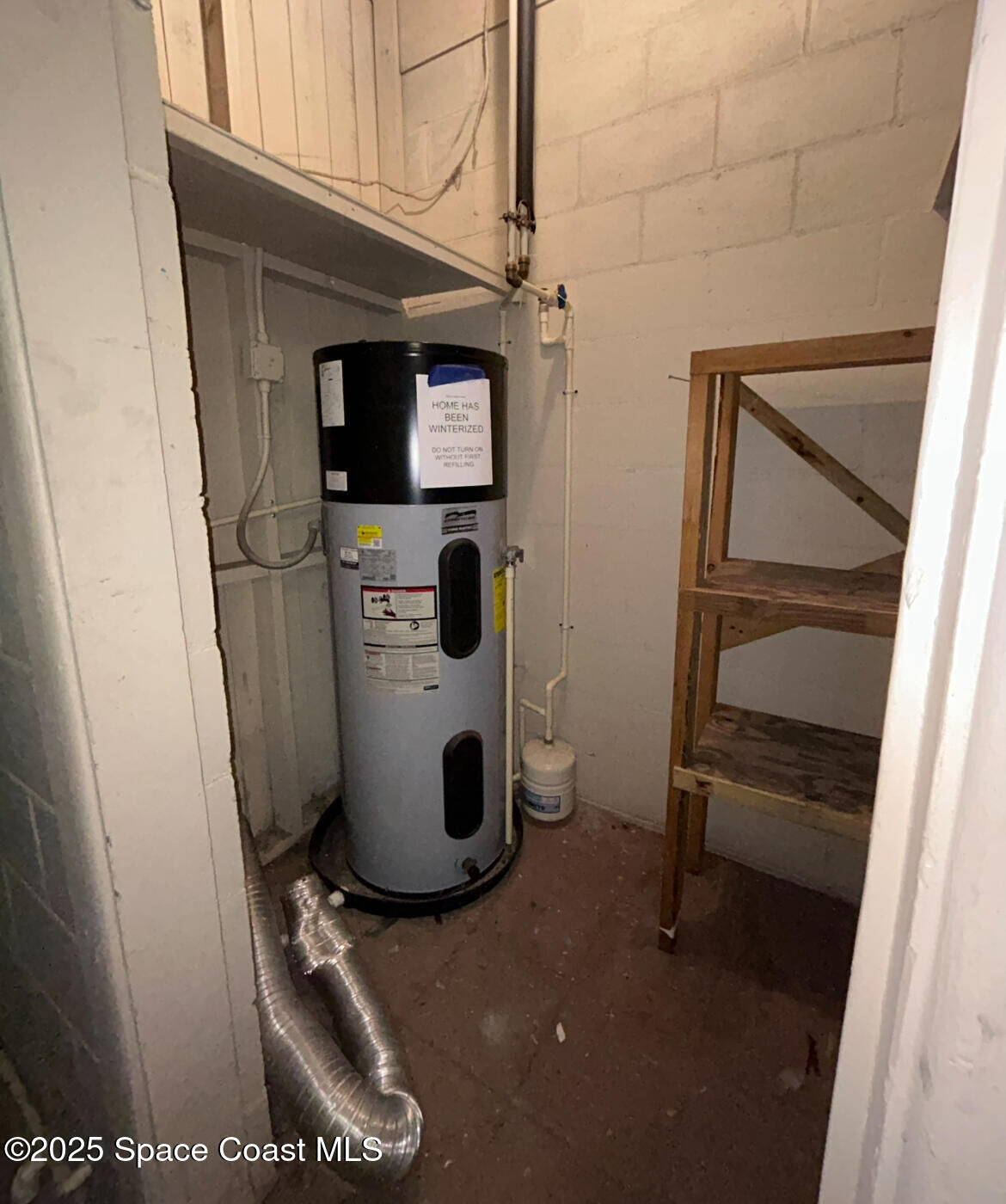 Property Photo:  1660 Barna Avenue  FL 32780 