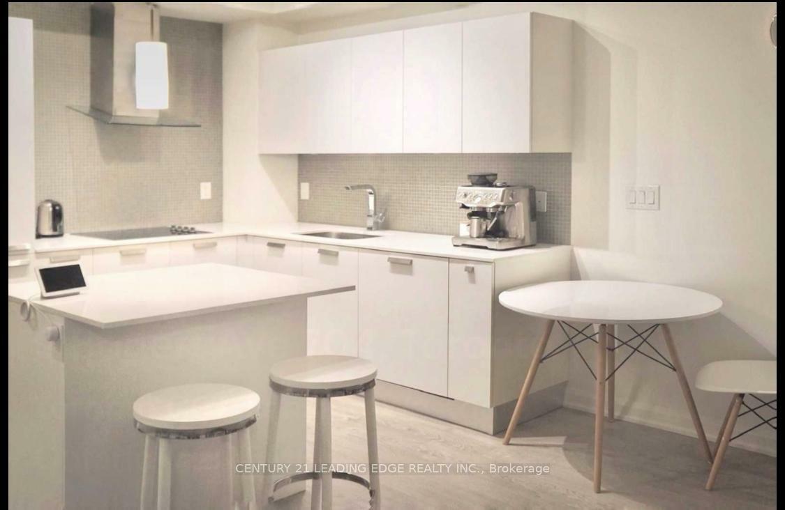 Property Photo:  9 Bogert Avenue 704  ON M2N 0H3 