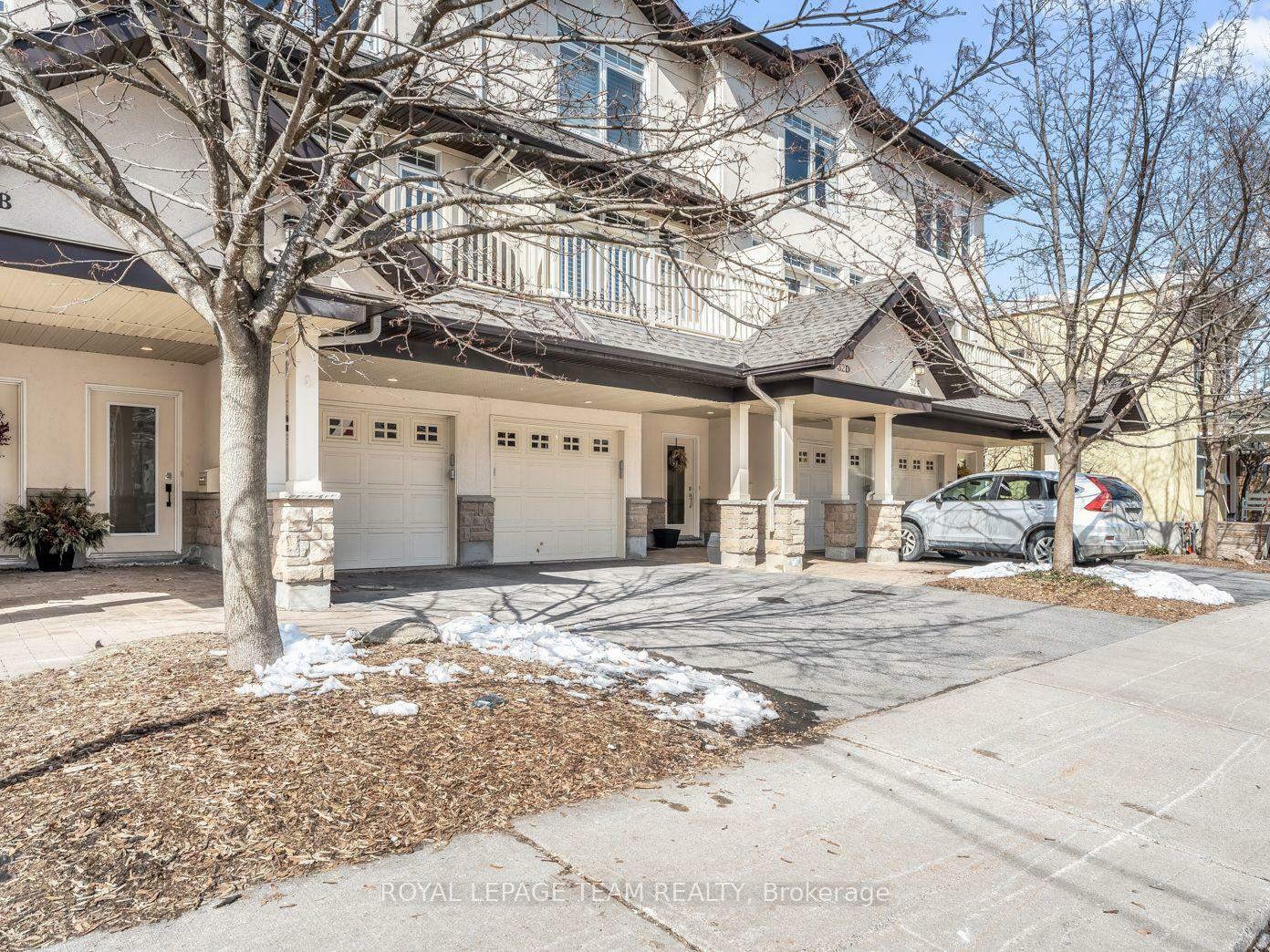 Property Photo: 32C Douglas Avenue ON K1M 1G2