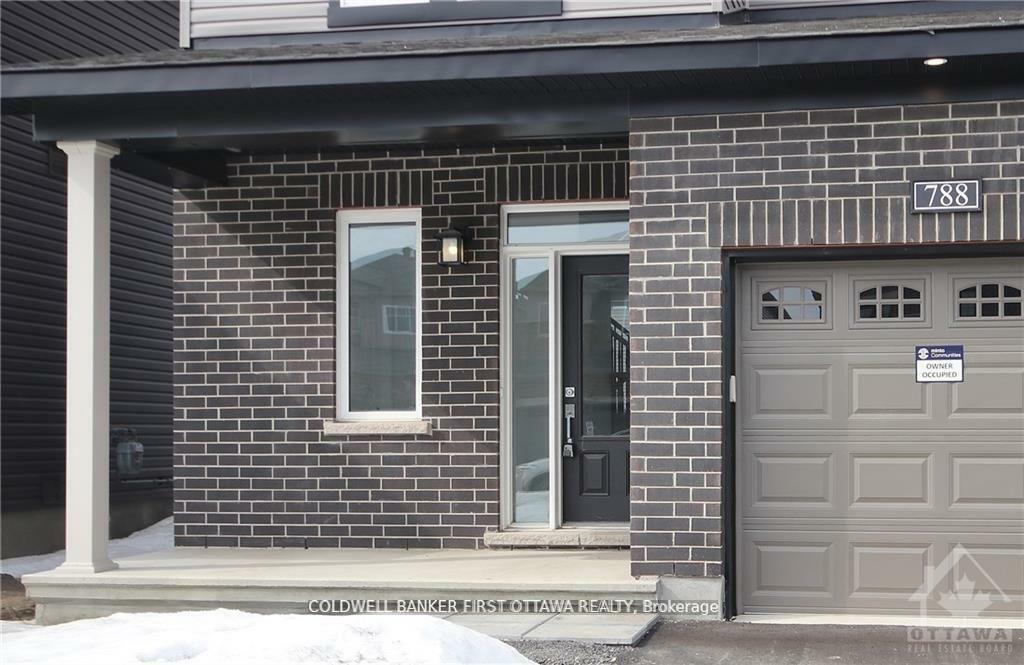 Property Photo:  788 Cappamore Drive  ON K2J 6V6 