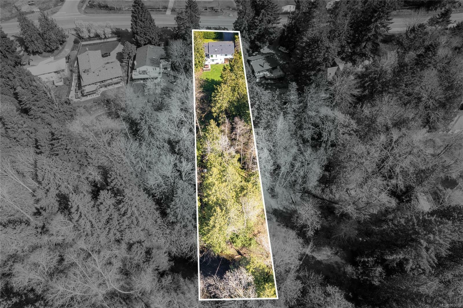 Property Photo: 1069 Old Victoria Rd BC V9R 6R4