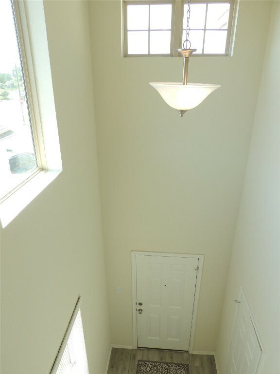 Property Photo: 241 Cascata Way TX 78642