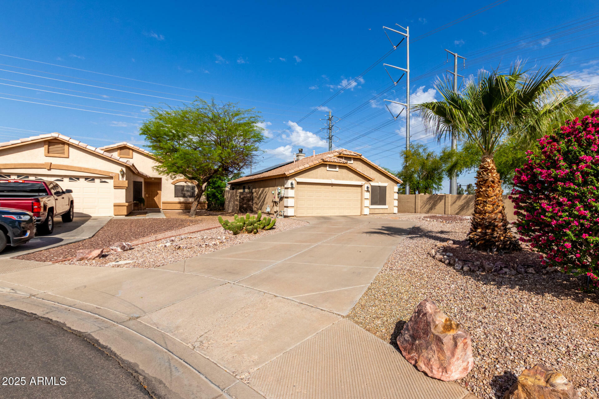Property Photo:  374 N Bay Drive  AZ 85233 