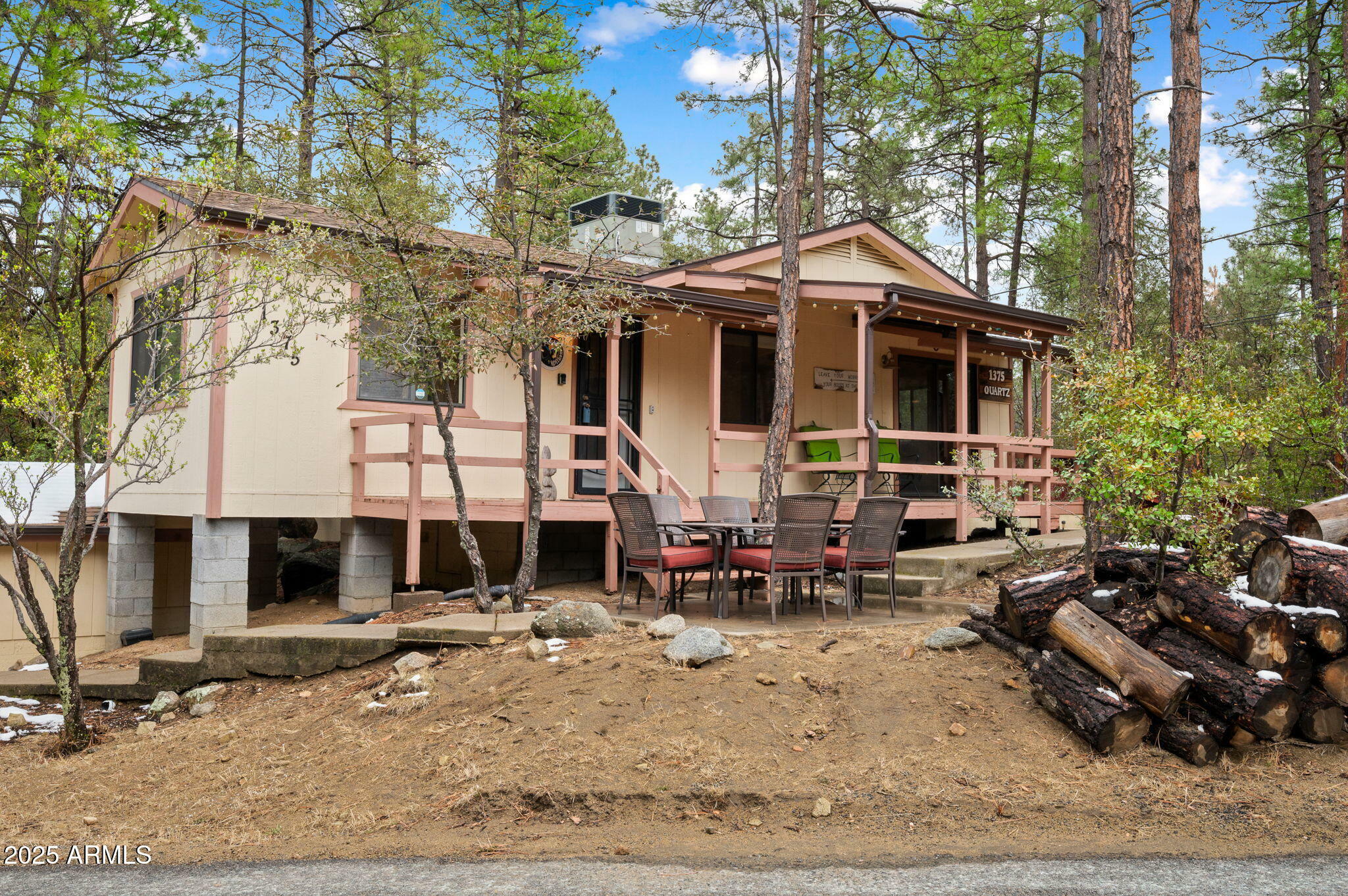 Property Photo: 1375 W Quartz Road AZ 86303
