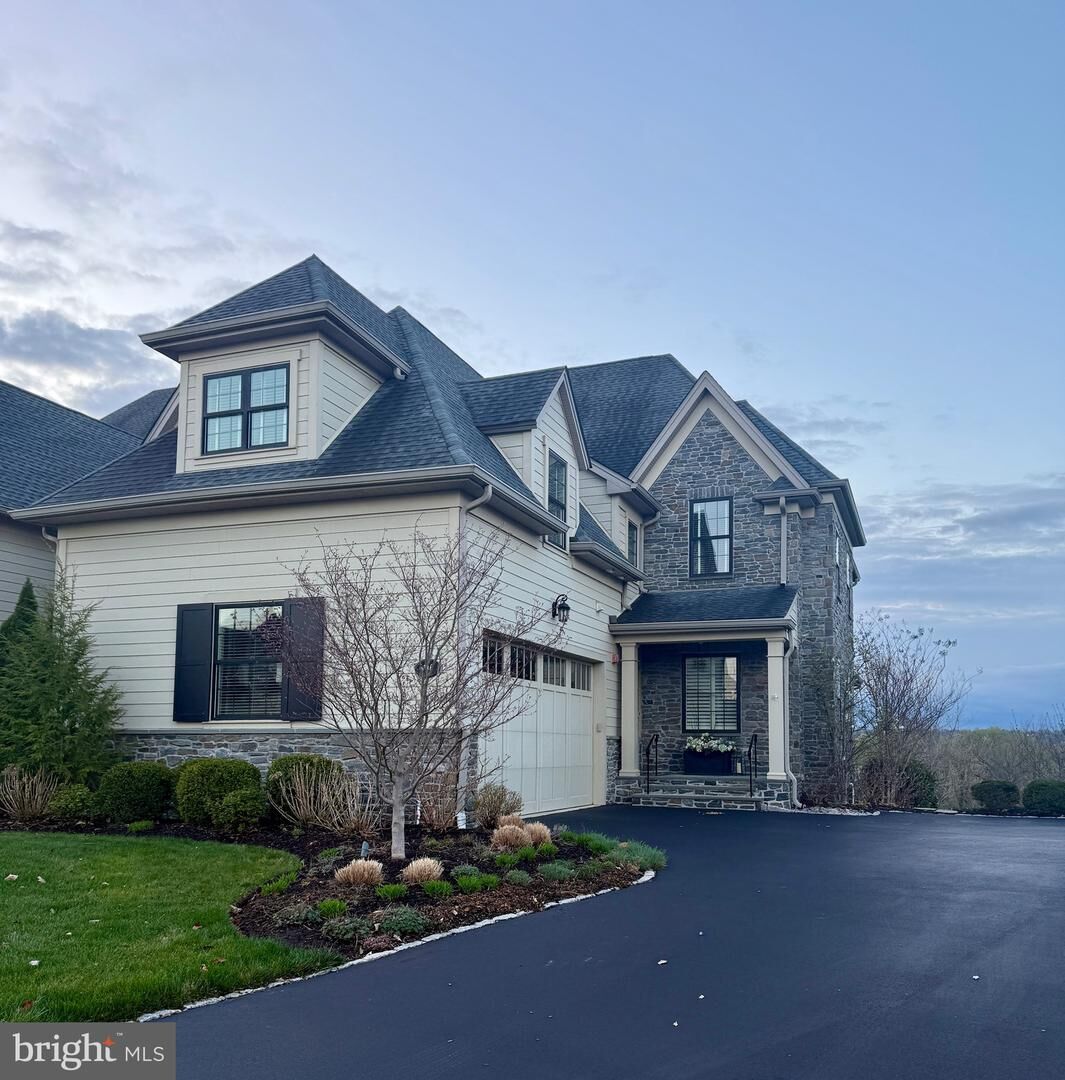 Property Photo:  6146 Creekside Drive  PA 19031 