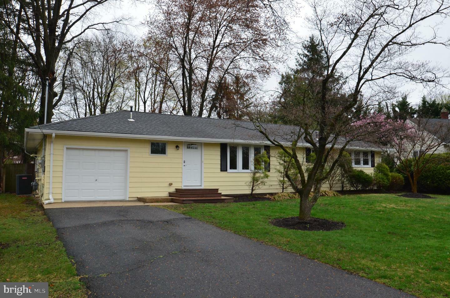 49 Wallace Road  Princeton Junction NJ 08550 photo