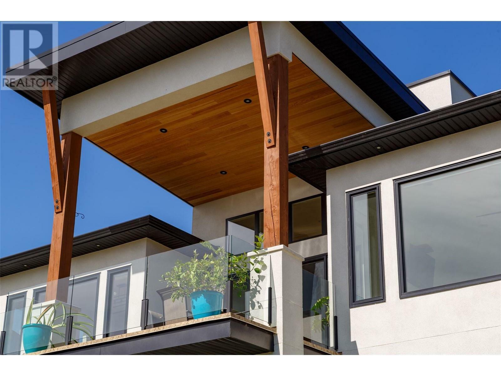 Photo de la propriété: 2822 Ourtoland Road BC V1Z 2H5