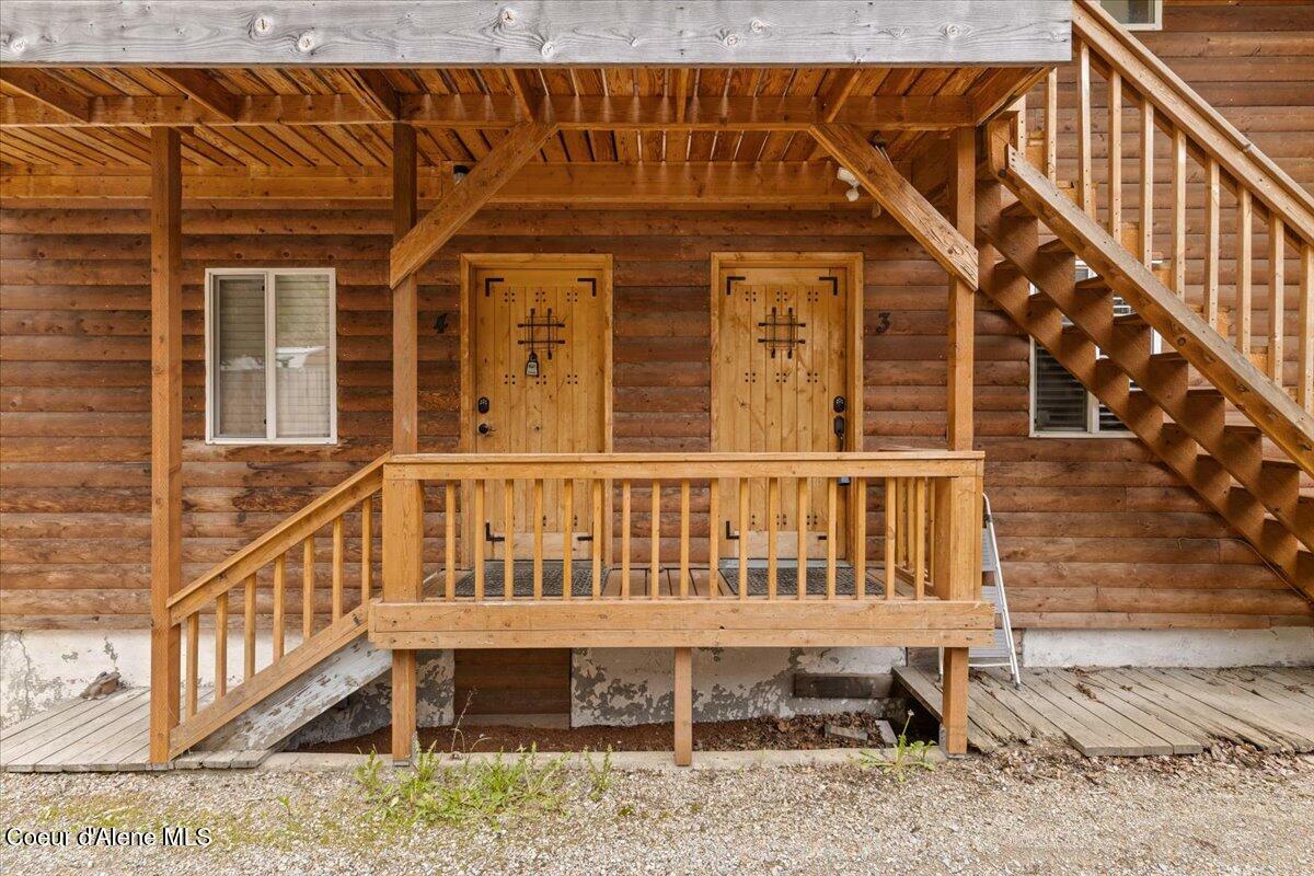 Property Photo: 306 2nd St #3 ID 83846