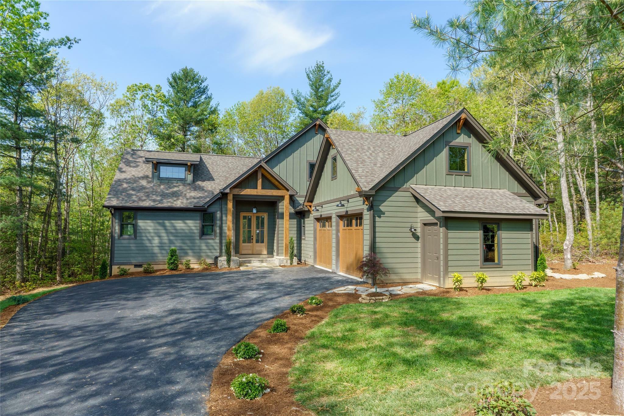 29 Wild Deer Trail  Zirconia NC 28790 photo