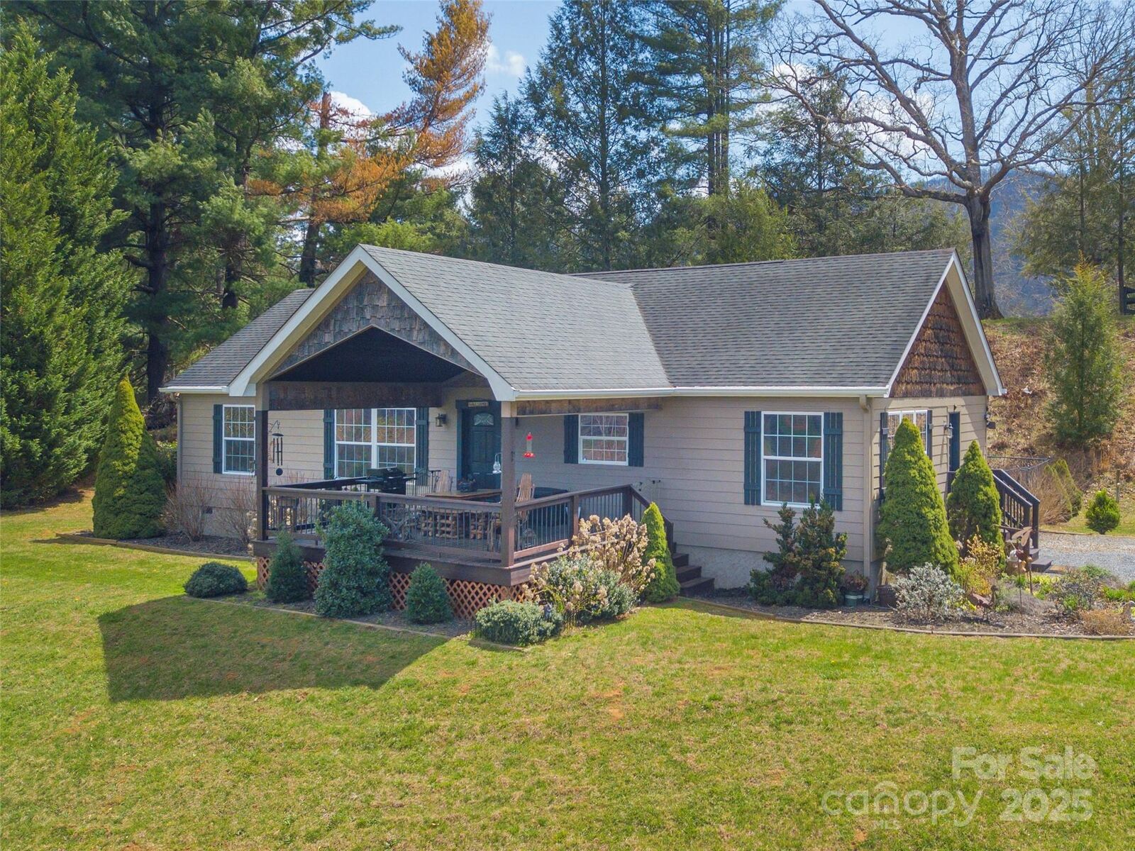 Property Photo:  197 Caring Place Loop  NC 28721 