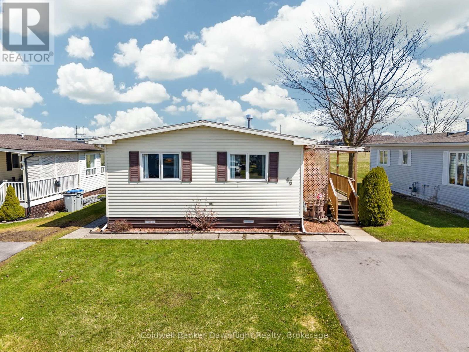 Property Photo:  46 Redford Drive  ON N0M 1S3 