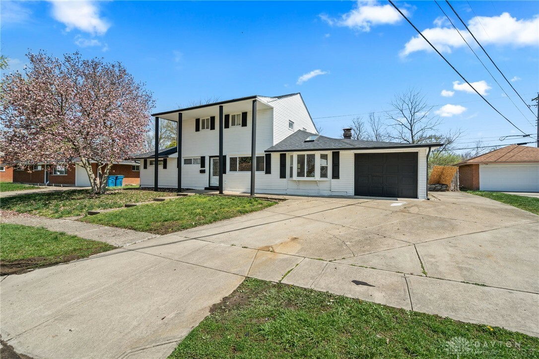 Property Photo: 4433 Lambeth Drive OH 45424