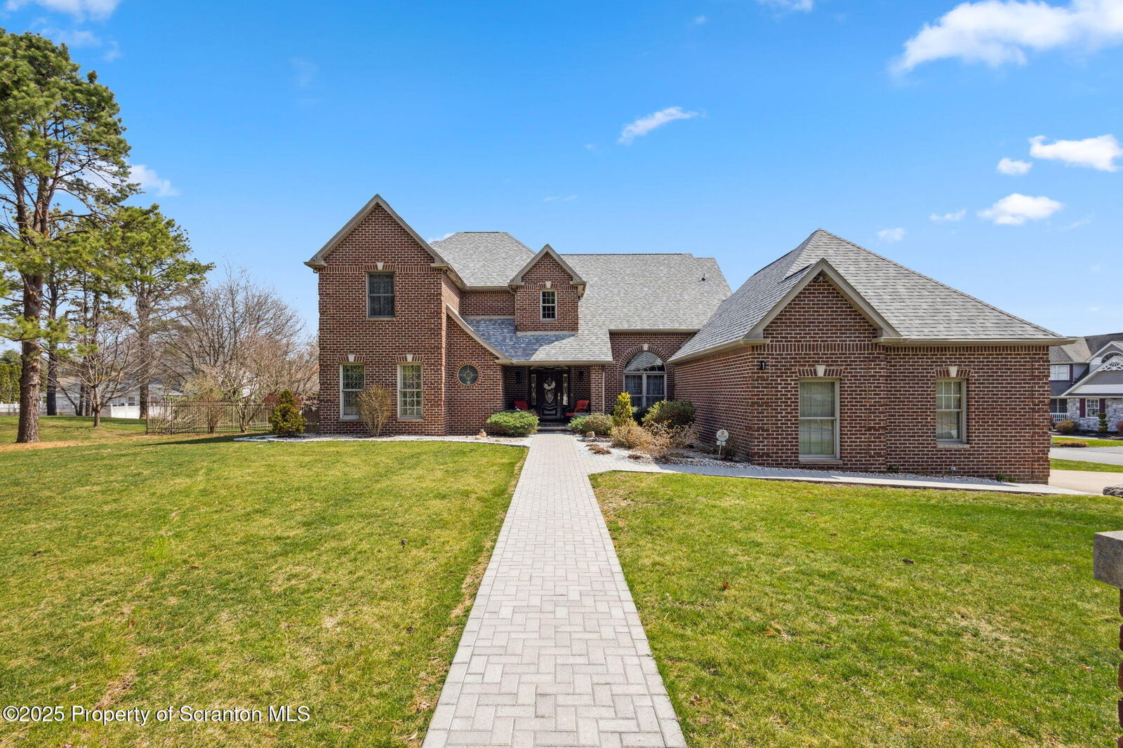 Property Photo: 1 Stonehill Road PA 18518