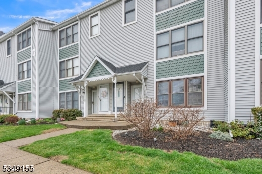 Property Photo: 8 Burlington Ct NJ 07419