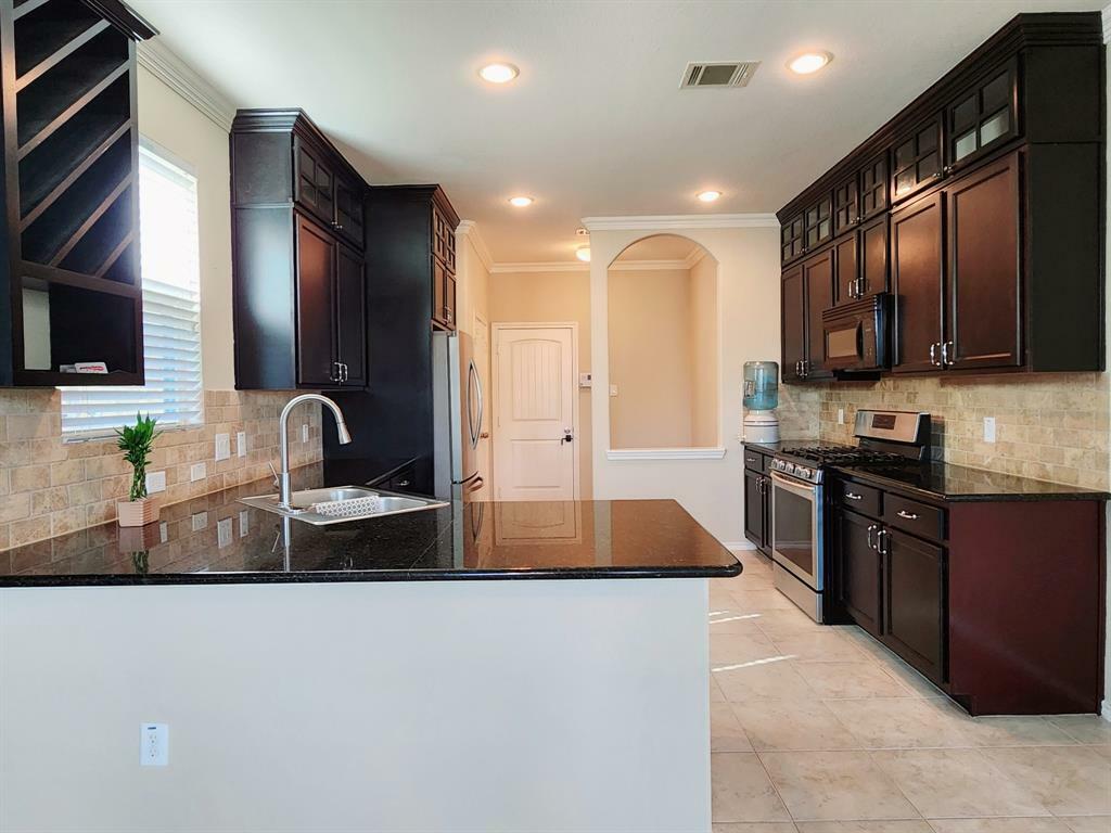 13839 Bonner Bluff Lane  Houston TX 77047 photo
