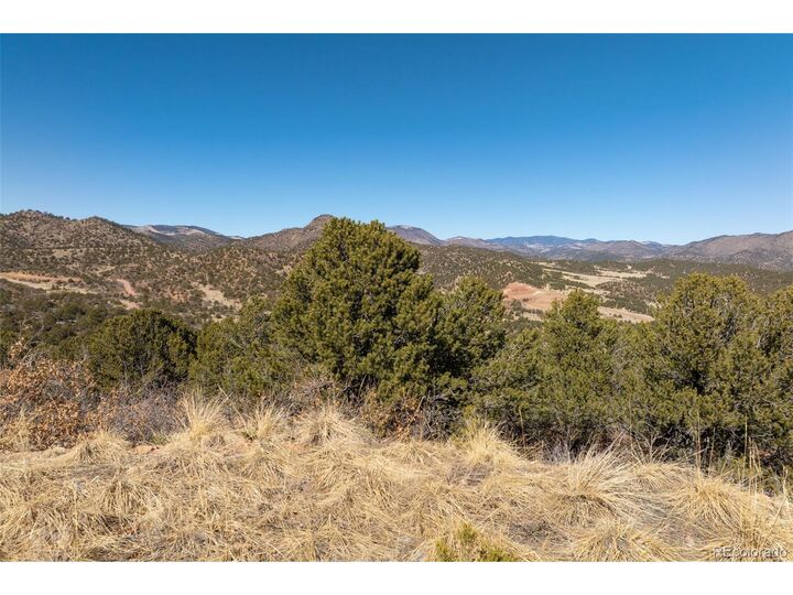 Property Photo: Chris Crossover CO 81212