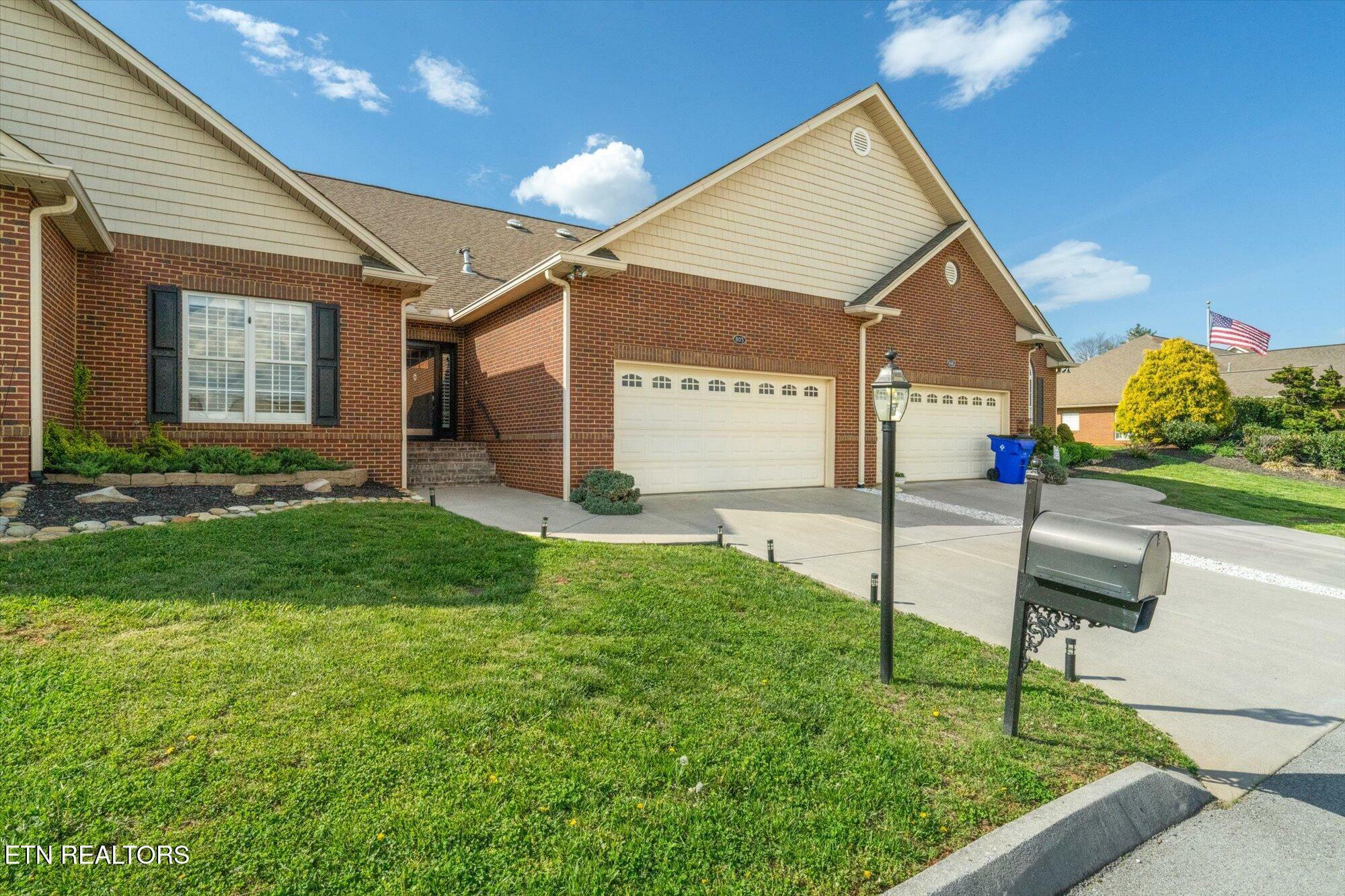 Property Photo: 803 Fountain View Way TN 37865
