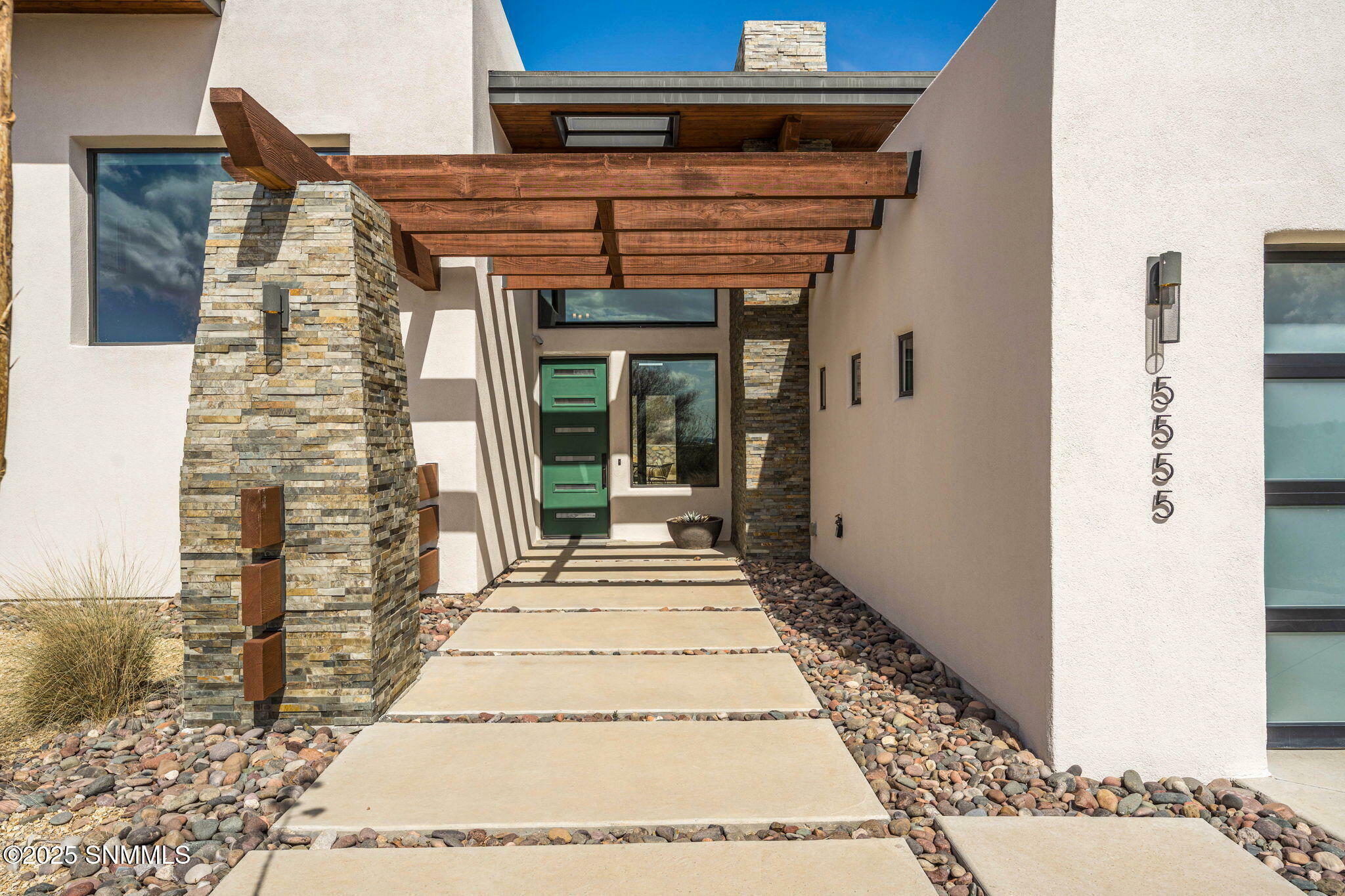 Property Photo:  5555 Via Segura  NM 88011 