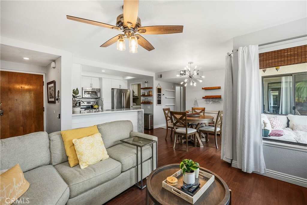 Property Photo: 7112 Apricot Drive 7112 CA 92618