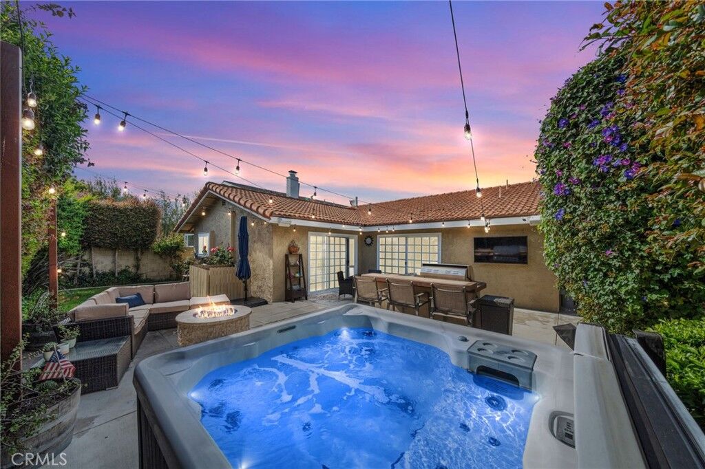Property Photo:  4688 Dogwood Avenue  CA 90740 