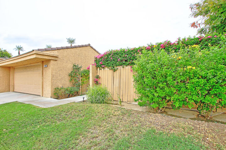 Property Photo: 44139 Elba Court CA 92260