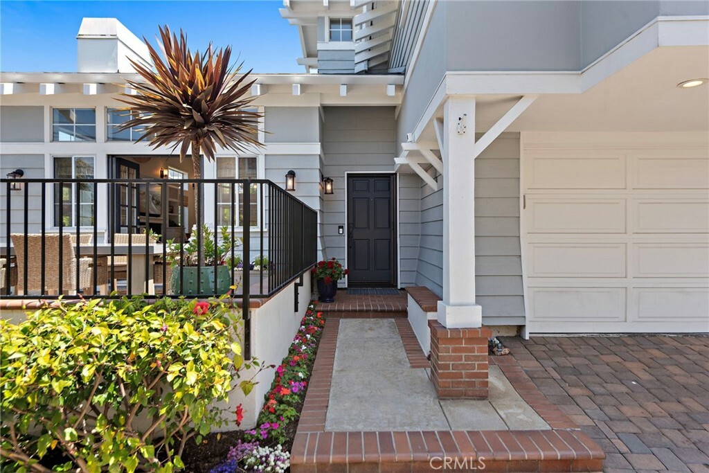 Property Photo: 361 Cress Street CA 92651