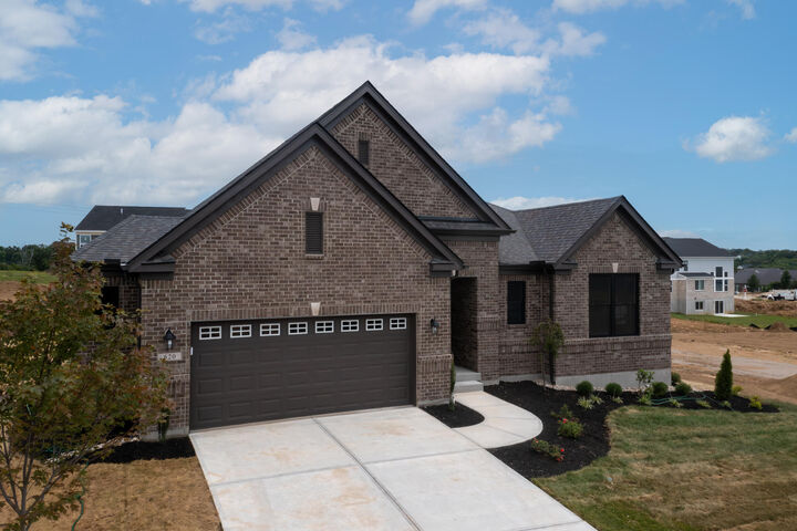 Property Photo:  620 Winstar Court  KY 41091 