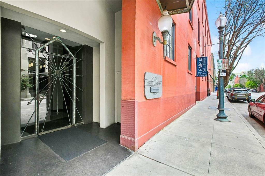 Property Photo: 330 Julia Street 223 LA 70130