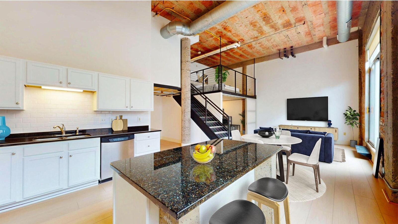 Property Photo:  521 S 7th Street 621  MN 55415 