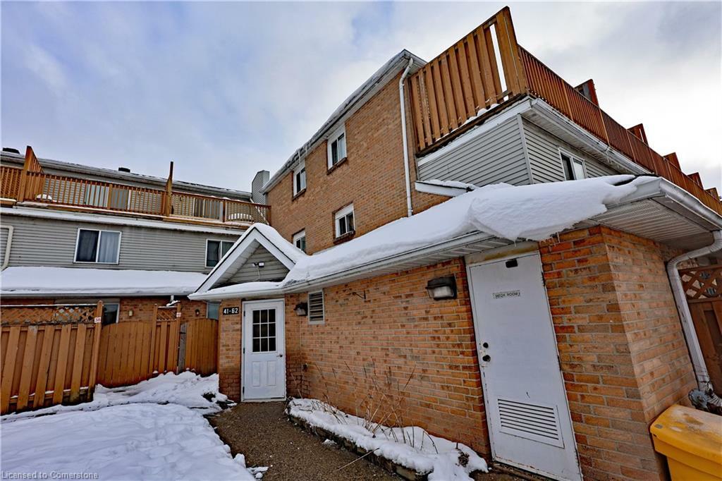 Property Photo: 67 Valleyview Road 58 ON N2E 3J1