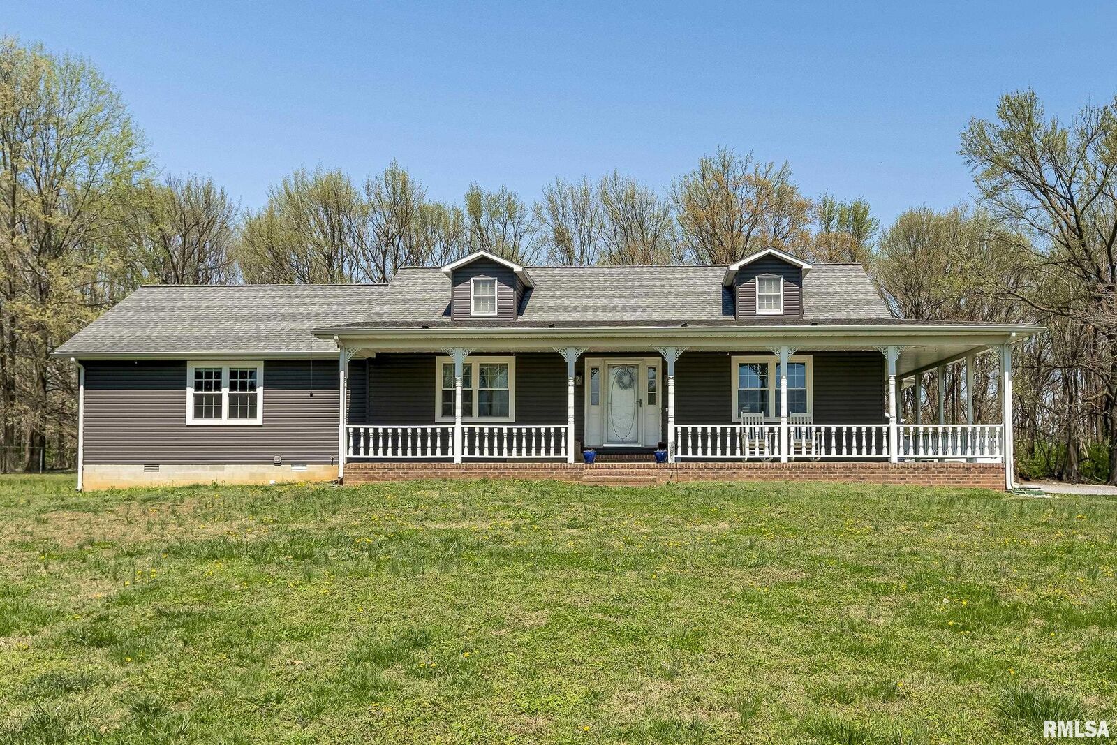 Property Photo:  135 Doc Road  IL 62930 