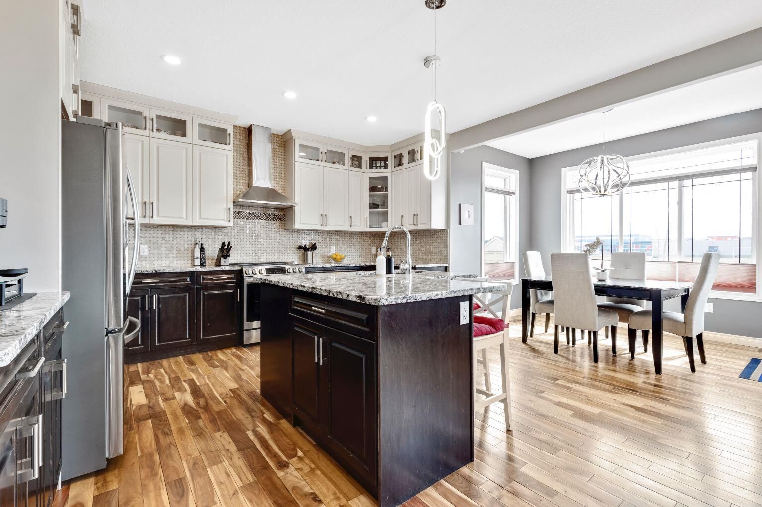 Property Photo: 83 Baywater Court SW AB T4B 0B1