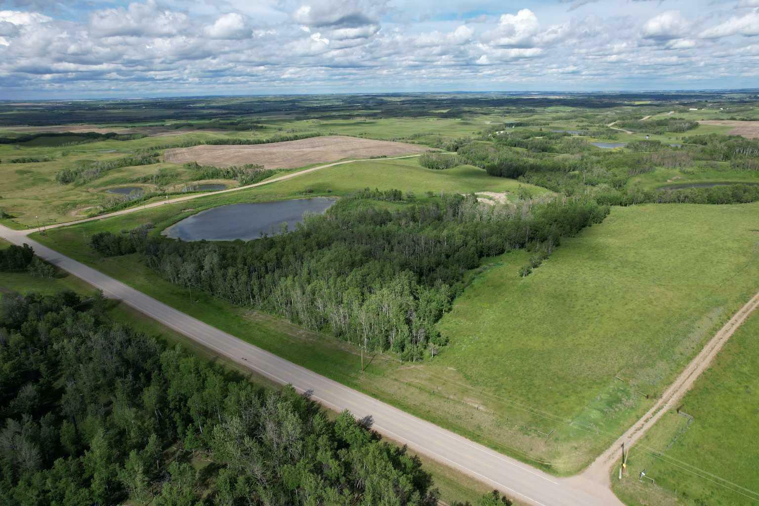 Property Photo: On Hwy 816 AB T4E 0V5