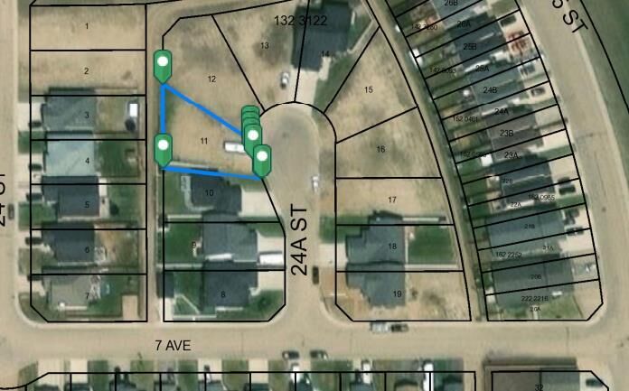 714 24A Street — photo 1